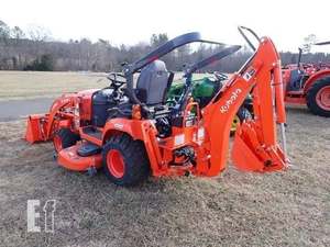 Mini Tractor Kubota de 27 HP, Motor de 2600 RPM, Mini Tractor de Jardín Kubota BX23S con Tracción en las 4 Ruedas, Cargador Diésel, Retroexcavadora, Cortadora de Césped, Ruedas. - Product Image 6