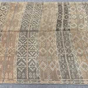 Turkish Vintage Rug 4.2x6.4 ft, Kilim <b>Brown</b> Check <b>Wool</b> Rug - Product Image 3