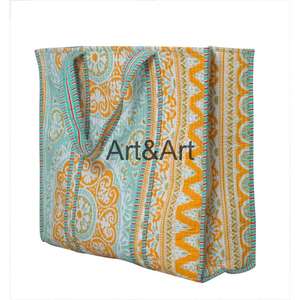 Sacs fourre-tout en coton vintage faits à la main pour femmes, deux poignées, imprimé floral en blocs, matelassé, fermeture ouverte, voyage d'été, hiver, toutes saisons - Product Image 5