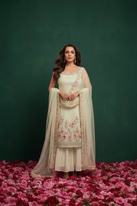 Shree Indian Exports – Magnifique ensemble trois pièces en lin brodé, style Bollywood, avec salwar kameez et dupatta assorti, idéal pour les fêtes - Product Image 5