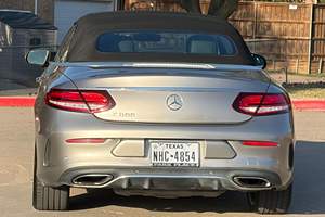 รถเบนซ์ C300 ซีดาน ปี 2019 มือสอง สภาพดี เครื่องยนต์เทอร์โบ >8 ลิตร แพ็คเกจ AMG Line ไมล์น้อย พวงมาลัยซ้าย เบาะหนังสีเข้ม - Product Image 5