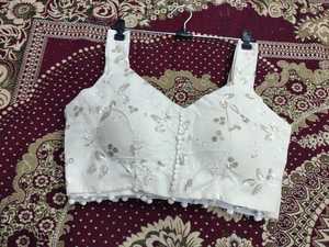 Hermosa y pura blusa tradicional india pakistaní de algodón khadi para fiestas elegantes, bodas, ocasiones casuales y bodas tradicionales. - Product Image 6