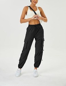 Fabricant OEM sur mesure Baggy Poches Taille Haute Streetwear Jambes Larges Pantalon Cargo Long Décontracté pour Femmes Pantalons - Product Image 1