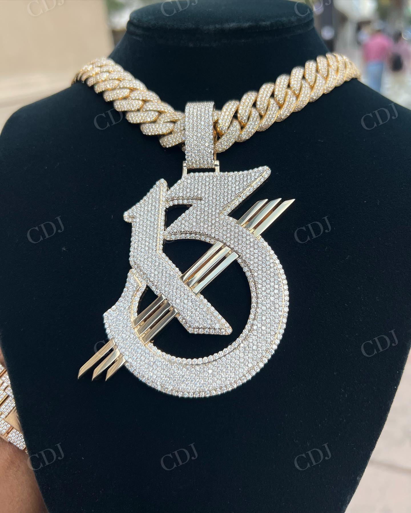 กุหลาบชุบทอง