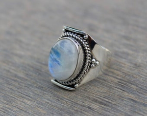 แหวนพลอยมูนสโตนธรรมชาติสีเงินสเตอร์ลิง925สไตล์คลาสสิกสำหรับเป็นของขวัญครบรอบการหมั้นสำหรับผู้หญิง - Product Image 3