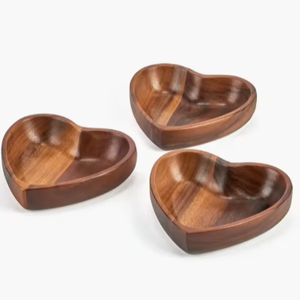Juego de 3 Tazones Pequeños de Madera de Acacia, Diseño de Corazón, Gran Venta - Product Image 1