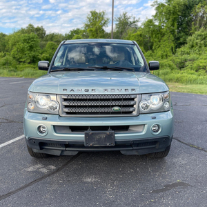 Nueva Range Rover Sport HSE 2008 de Primera Calidad, SUV de Alto Rendimiento con Interior Oscuro, Cámara Trasera, Caja de Cambios Semiautomática y Techo Solar - Product Image 1