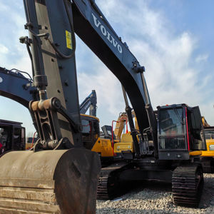 Excavatrice d'occasion Volvo EC350DL de haute qualité à vendre d'origine avec moteur central et composants de roulement - Product Image 1