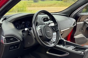 Jaguar F-Pace SVR 2020 d'occasion en bon état - Product Image 3