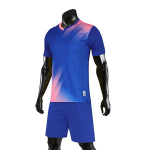 Kit de entrenamiento de camiseta de fútbol para hombre de secado rápido personalizado al por mayor conjunto completo de equipo europeo ropa de fútbol europeo por sublimación barata - Product Image 2