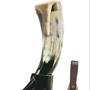 Nouveauté Corne à boire viking avec support en métal Poli Écologique Couleur naturelle Meilleure qualité - Product Image 1