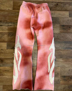 Pantalones de chándal acampanados personalizados para hombre, pantalones acampanados de estilo informal con parche bordado de llama desgastado de algodón ligero - Product Image 2