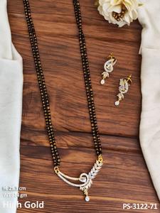 Conjuntos de joyas Envío RTS Ropa de fiesta Alto oro Polaco Piedra completa Accesorios de joyería Estilo elegante Diamante americano Mangalsutra - Product Image 6