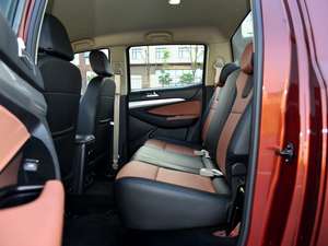 Camioneta Usada de Segunda Mano 2025, Modelo P22 Diésel, con Volante a la Derecha - Product Image 6