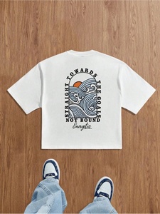 Camiseta Gráfica Estilo Streetwear Vintage de los 90, Camiseta Estampada de Moda Urbana con Estética Retro para Amantes de la Moda - Product Image 6
