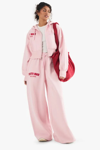 Trendy Dynamic Pink Drop Shoulder Mujeres Boxy Crop Zip Through Hoodie Sudaderas con capucha antiarrugas y transpirables Mujeres Zip Up Hoodie - Product Image 6