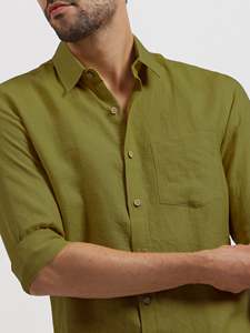 เสื้อเชิ้ตผ้าลินินสีเขียวสำหรับผู้ชาย แขนยาว ปกคอปกตั้ง ติดกระดุมเม็ดเดียว ย้อมสีเรียบ ไม่หด แห้งเร็ว เป็นมิตรต่อสิ่งแวดล้อม เหมาะสำหรับฤดูร้อน - Product Image 4