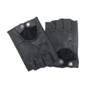 Vente en gros de gants de fitness demi-doigts personnalisés résistants à l'usure gants de musculation en cuir vêtements de gymnastique - Product Image 5