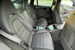 ดีที่สุดตอนนี้2021 P-orsche Panamera 4S E-HYBRID