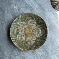 Décoration murale ronde avec motif de fleurs en jonc de mer naturel Matériau naturel Fabriqué au Vietnam Décoration murale Vente en gros