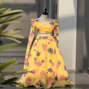 VASTRA COTTAGE Lehenga Choli de Georgette Estampado con Blusa de Encaje de Diseño y Dupatta Integrada, Lehenga de Fiesta con Patrón Cosido - Product Image 4
