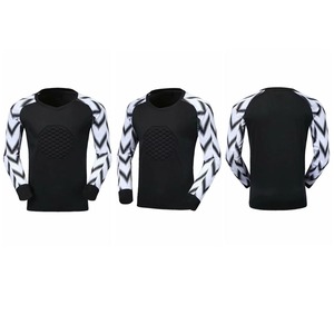 Maillot de gardien de but à motif de sublimation personnalisé, maillot de football des sports d'été et d'hiver avec logo nominatif, vêtements d'équipe pour les joueurs de football - Product Image 4