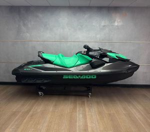Fournisseur de Jet Ski de Qualité Supérieure à Bas Prix, Jet Ski 4 Temps de Haute Qualité, Jet Ski pour Sports Nautiques, Bateau Jet Ski Rapide - Product Image 2