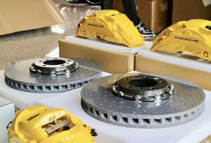 Frenos de Cerámica de Carbono para Porsche Panamera, Macan, Cayenne, Taycan, 718 GT4 RS, 911 Carrera, Targa, 911 GT3 RS, 911.2, 991, 992, GT2 RS - Product Image 3