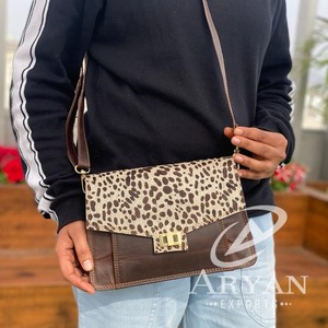 ใหม่สไตล์ตะวันตกพิมพ์สัตว์ขนสัตว์หนังไหล่กระเป๋าคุณภาพสูงแฟชั่นของแท้หนังสัตว์สลิงด้านข้างกระเป๋าถือ - Product Image 1