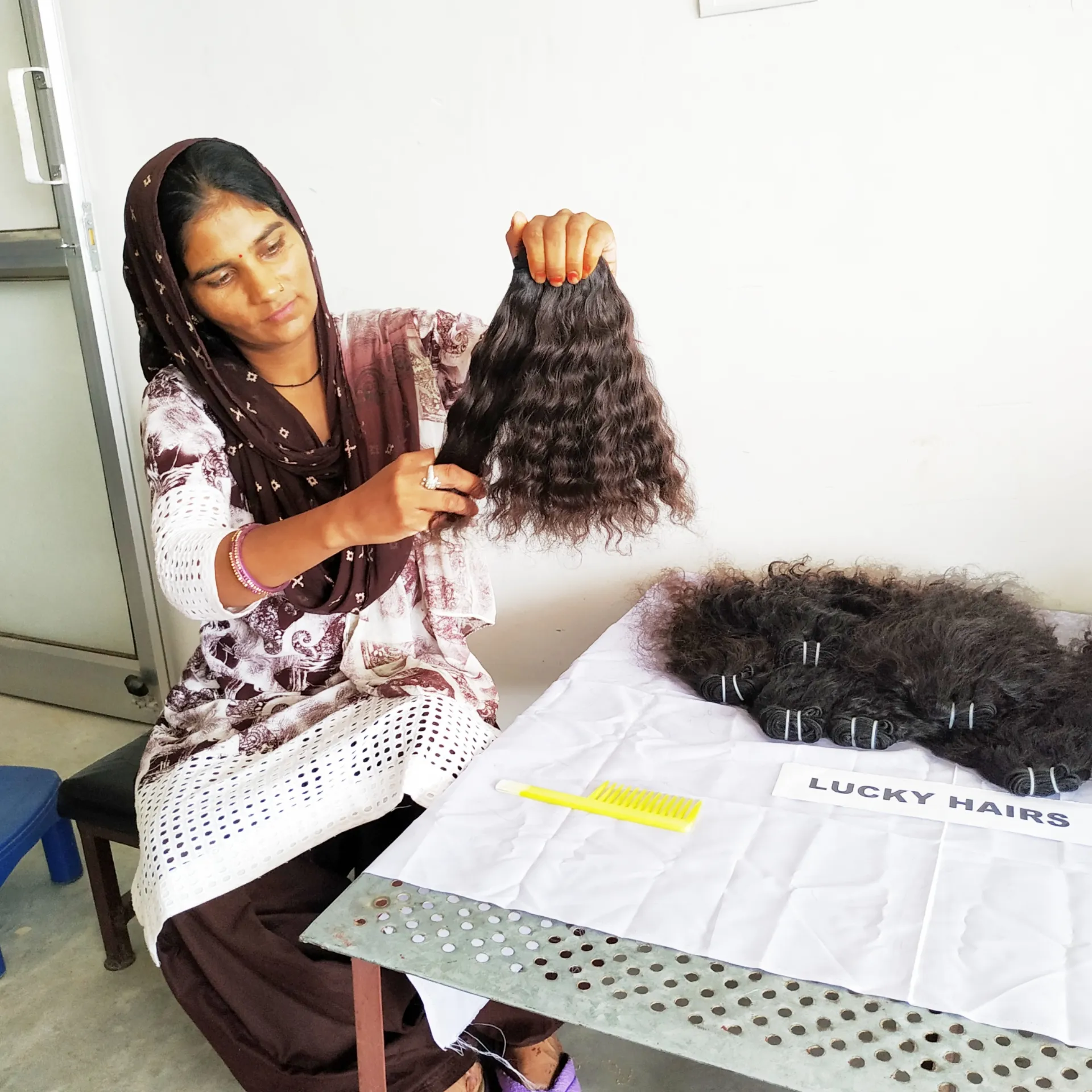 Cuticle aligned human hair raw virgin natural curly bundle genius weft unprocessed Indian temple human hair