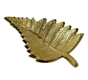 Plato de hoja de color dorado de aluminio de diseño extremadamente bueno para servir frutas, frutas secas, chocolates, bandeja para aperitivos - Product Image 3