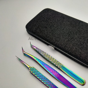 Pinzas Rectas de Aislamiento Puntiagudas de Plasma Multicolor Arcoíris para Extensión de Pestañas con Agarre de Diamante y Estuche Magnético, Logotipo Personalizado - Product Image 1