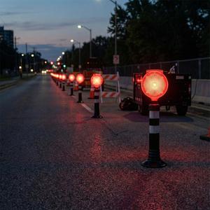 Solar Flashing Traffic Warning <b>Light</b> Set Black Delineator White Reflector PC Plastic Material for Safety for Traffic Application - Product Image 4