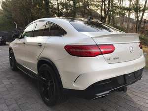 Mercedes-Benz GLE 450 AMG 4Matic 2016 / Disponible para la venta con bajo kilometraje, motor de gasolina, coche usado en buen estado y sin accidentes. - Product Image 5
