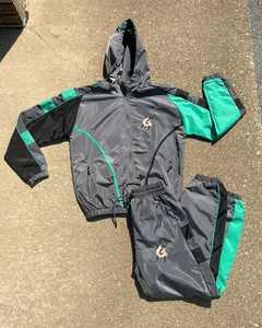 Venta al por mayor de ropa de calle lavada vintage sudaderas con capucha conjuntos de pantalones de chándal logotipo bordado personalizado parcheado hombres conjunto de dos piezas chándal - Product Image 2