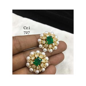 ต่างหูรูปราชวงศ์สำหรับผู้หญิงเหมาะอย่างยิ่งสำหรับ Navratri Diwali และเทศกาลจัดแต่งทรงผมจากอินเดีย - Product Image 1