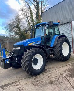 Tracteur d'occasion/d'occasion/d'occasion/neuf 4X4wd New Holland 4710 avec chargeur et matériel agricole Machines agricoles à vendre - Product Image 5