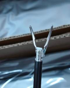 Nuevas Pinzas Bipolares Laparoscópicas de Acero Duradero, Pinzas Bipolares Maryland con Cable Bipolar para Procedimientos Quirúrgicos - Product Image 3