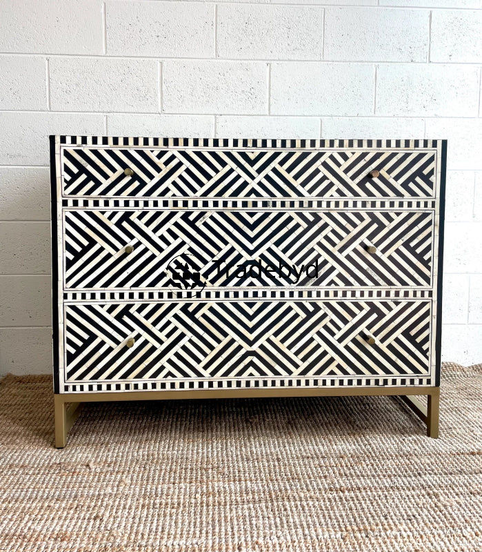 Available in different Colors