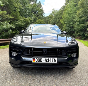 Asequible para Conducir - USADO, Volante a la Izquierda |   Porsche Macan GTSS 2021 con 2200 millas - Product Image 1