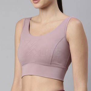 Soutien-gorge de sport élégant, simple et respirant avec bretelles arrière réglables, logo frontal, maintien élevé pour les entraînements en salle de sport pour femmes - Product Image 3