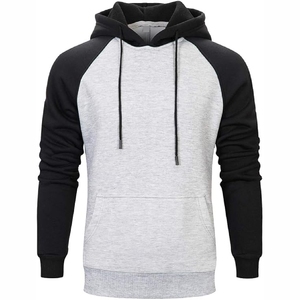 Sudadera con capucha gris canela y negra para hombre, estilo urbano, diseño personalizado. - Product Image 1