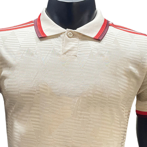 Camiseta de Fútbol para Hombre de Poliéster Transpirable de Alta Calidad, Uniforme de Verano y Otoño, Diseño Retro de Fútbol, Capacidades de Sublimación de Nombres - Product Image 3