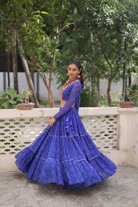 Salwar Kameez Amarillo Elegante de Diseñador Indio Más Vendido, Última Moda para Navratri, Ropa Étnica para Fiestas con Bordados de Lujo, Estilo Tradicional - Product Image 6