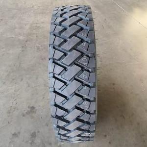 Neumático de camión multiusos 295/75R22.5 para todas las posiciones que proporciona un desgaste constante, un fuerte soporte de carga y un rendimiento suave en rutas mixtas. - Product Image 2