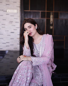 Indien et Pakistan Vêtements Gharara Designs Punjabi Fille Sexy Belle Salwar Costume Cou Designs Sarara Femme Robe En Gros - Product Image 3