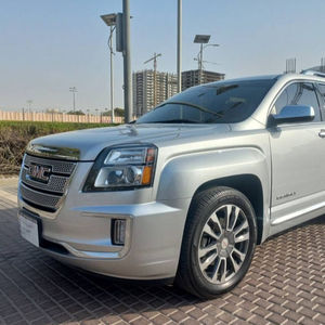 GMC Terrain Denali 3.6L V6 Usado, Motor Turbo, Tracción en las Cuatro Ruedas, Asientos de Cuero, Precio Accesible - Product Image 2