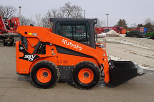 รถตักล้อยาง Kubota SSV75 ปี 2026 กำลัง 74 แรงม้า เครื่องยนต์ดีเซล สำหรับงานก่อสร้าง พร้อมบุ้งกี๋ขนาด 0.60 ลูกบาศก์เมตร พร้อมจัดส่ง - Product Image 4