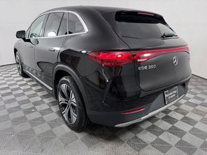 MBENZ EQE 350 4MATIC LUXURY ELECTRIC SUV 2025 d'occasion en excellent état et à prix abordable, toit ouvrant panoramique, sièges en cuir - Product Image 6