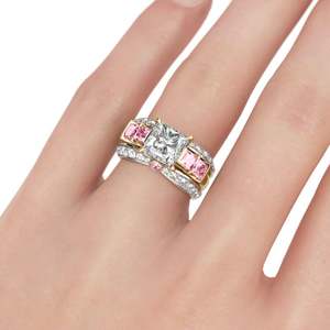 ชุดแหวนเงินสเตอร์ลิงเจลิยาทูโทน พรินเซสคัท 3 ชิ้น ประดับเพทายและมุก - Product Image 4